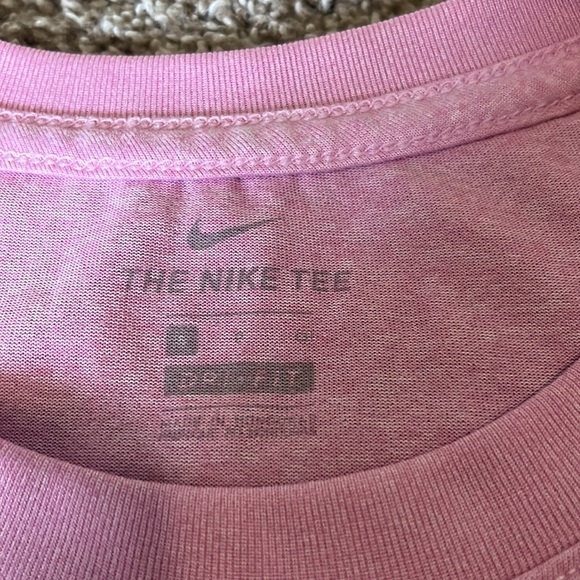 Nike athletic top. Light pink. Size S - Picture 3 of 4
